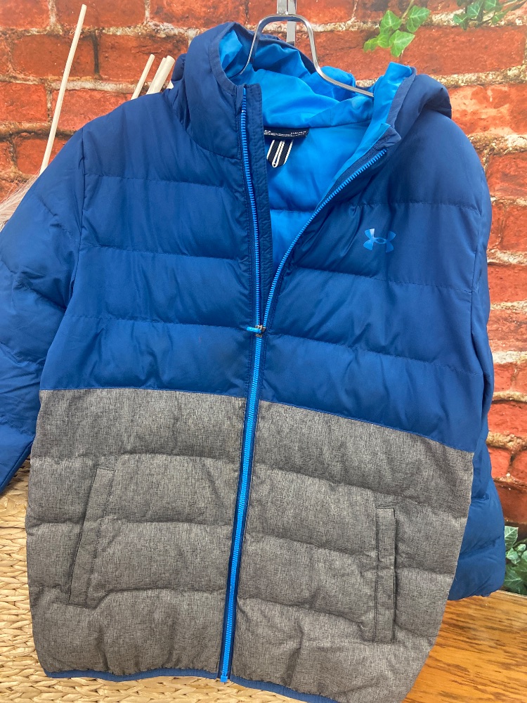 Under armour winter coat youth large