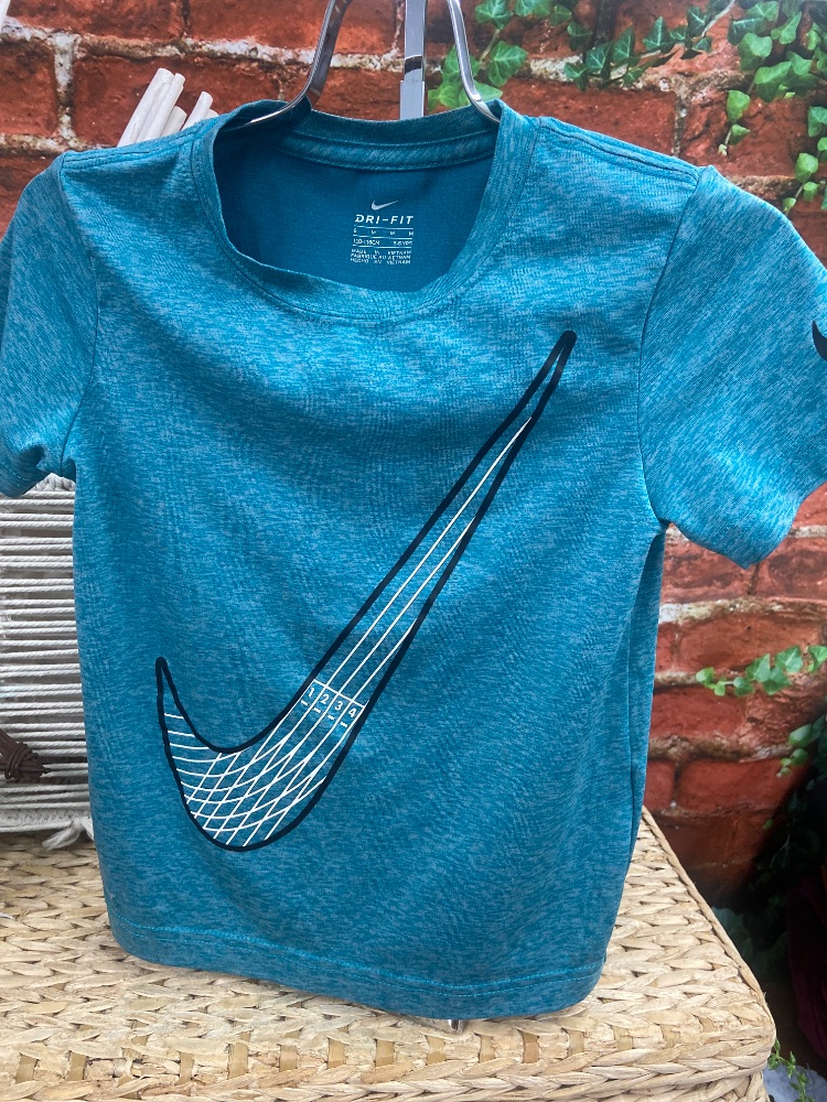 Nike drifit shirt toddler 5-6