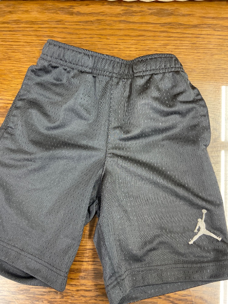 Jordan shorts toddler 6-7