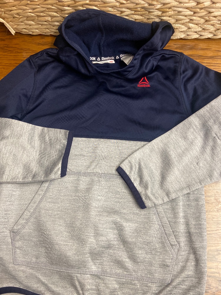 Reebok hoodie youth small