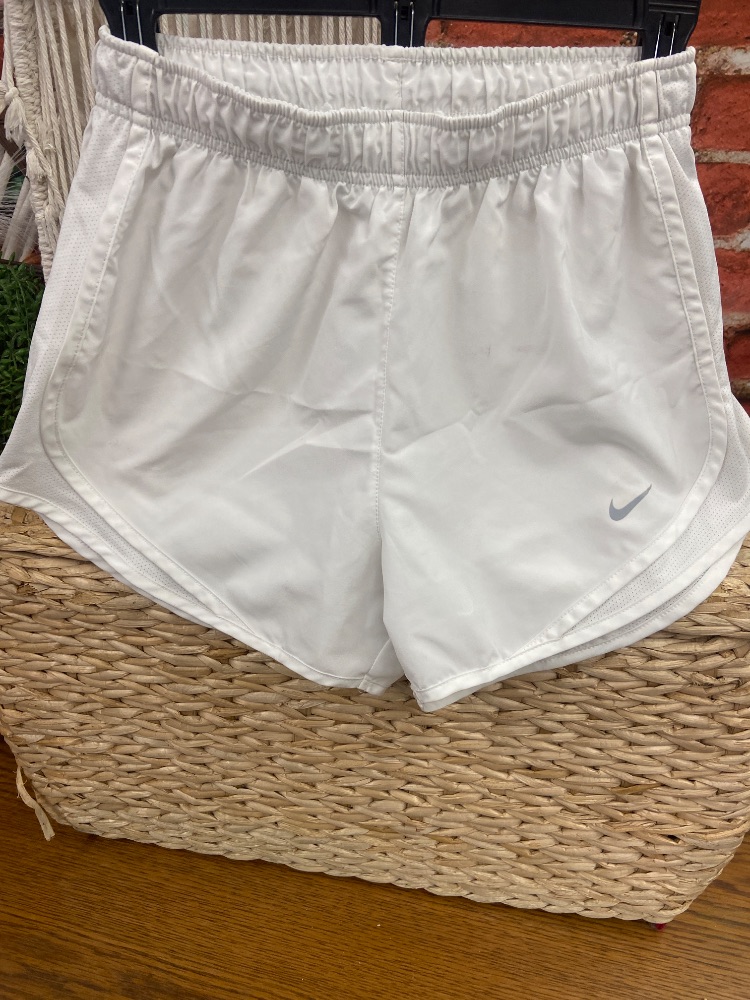 Nike shorts youth large