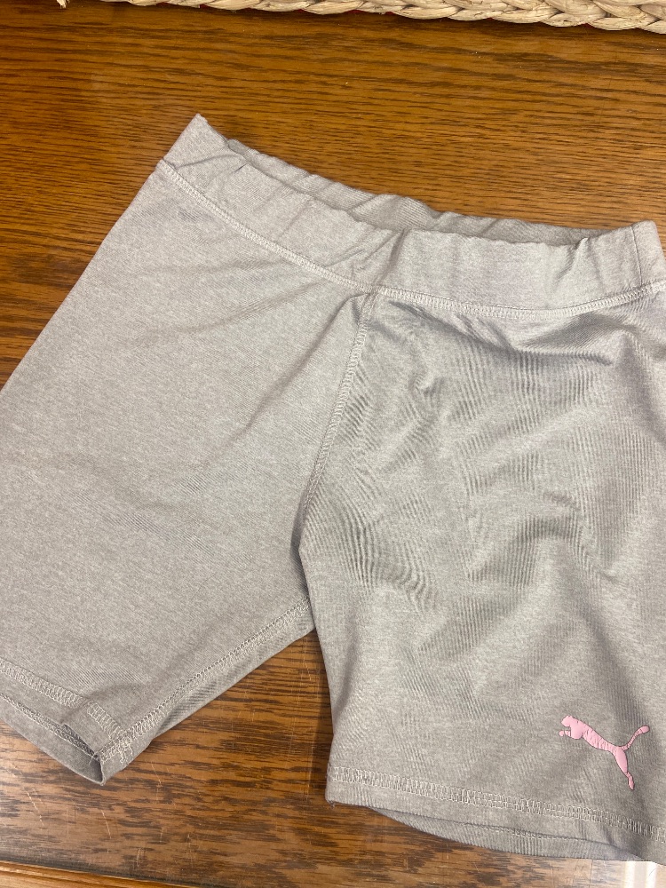 Puma shorts youth large