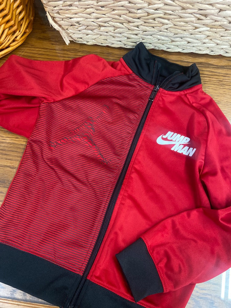 Nike zip up toddler 5-6