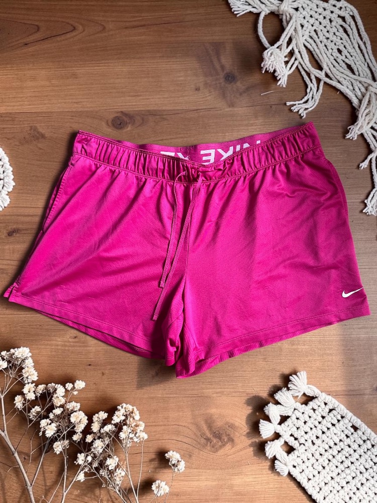 Nike shorts adult xlarge