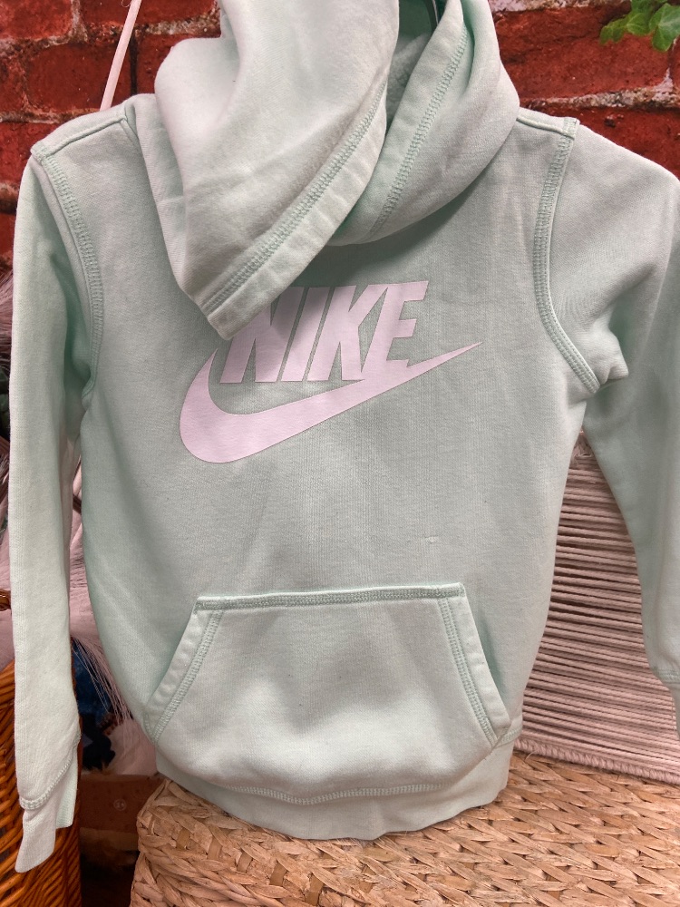 Nike toddler hoodie 4-5